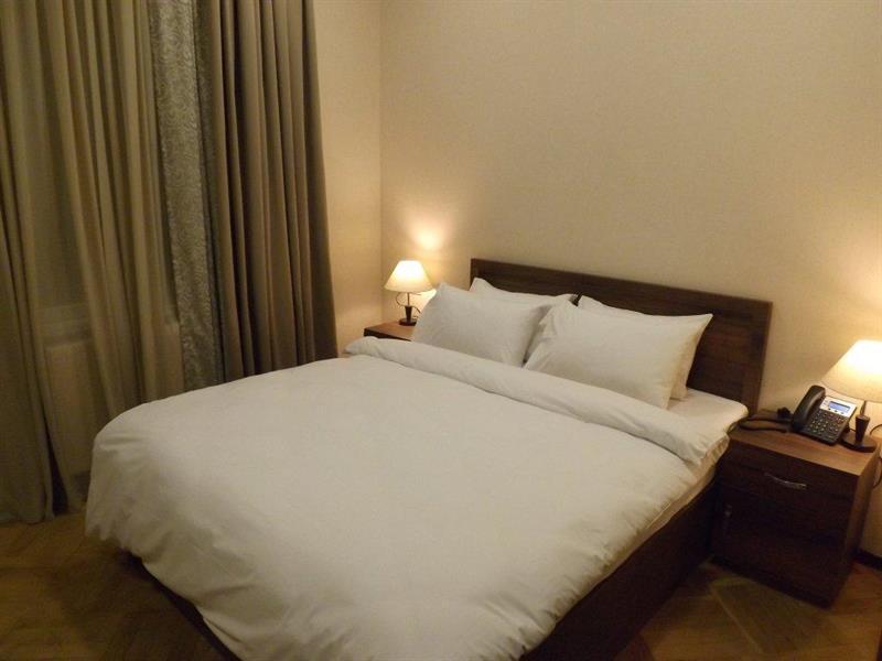 Green Corner Hotel Тбілісі Екстер'єр фото