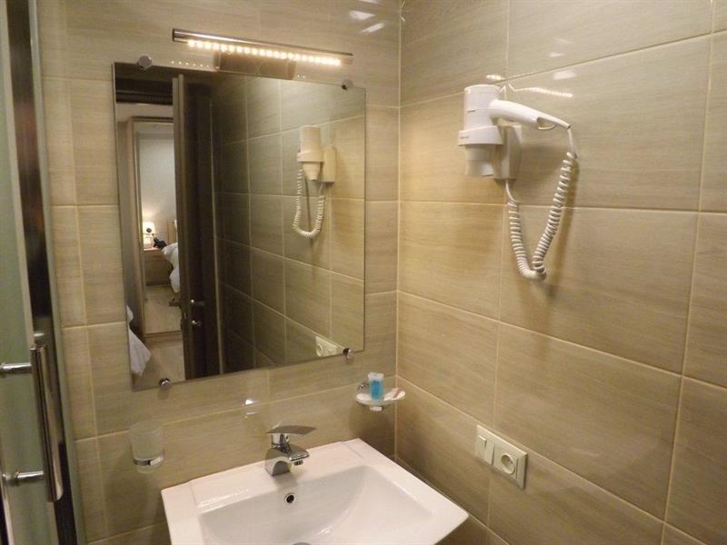 Green Corner Hotel Тбілісі Екстер'єр фото