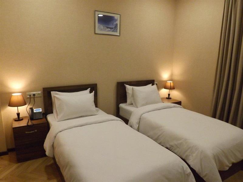 Green Corner Hotel Тбілісі Екстер'єр фото